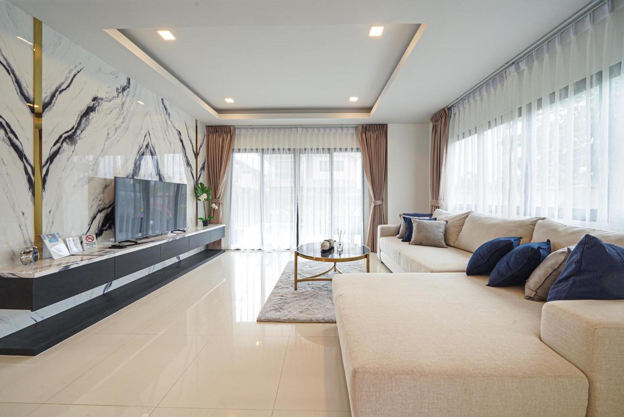 Southern Peak Pool Villa Huay Yai Pattaya Ban Huai Yai Esterno foto
