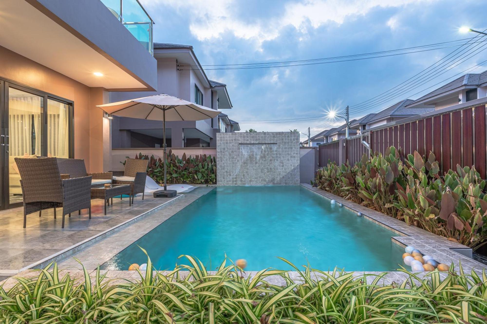 Southern Peak Pool Villa Huay Yai Pattaya Ban Huai Yai Esterno foto